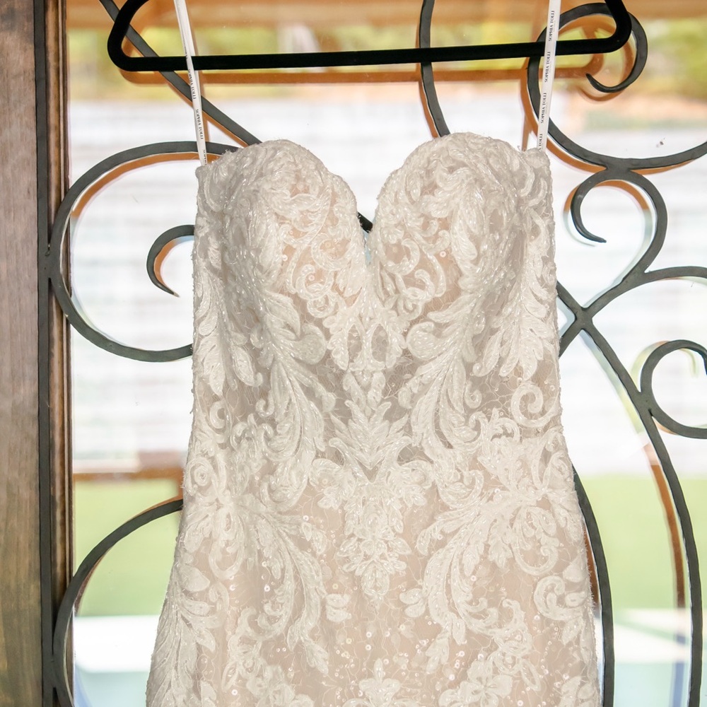 Sophia Tolli White Floral Lace Wedding Dress - Picture 5 of 6